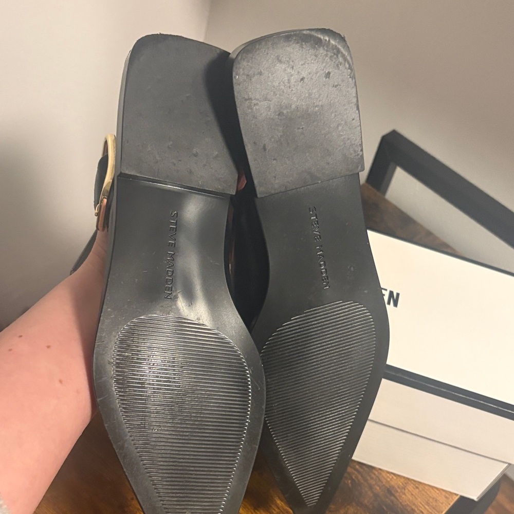 Steve Madden Black Pointed Slingback Flats with Gold Buckle Detail - Picture 4 of 6